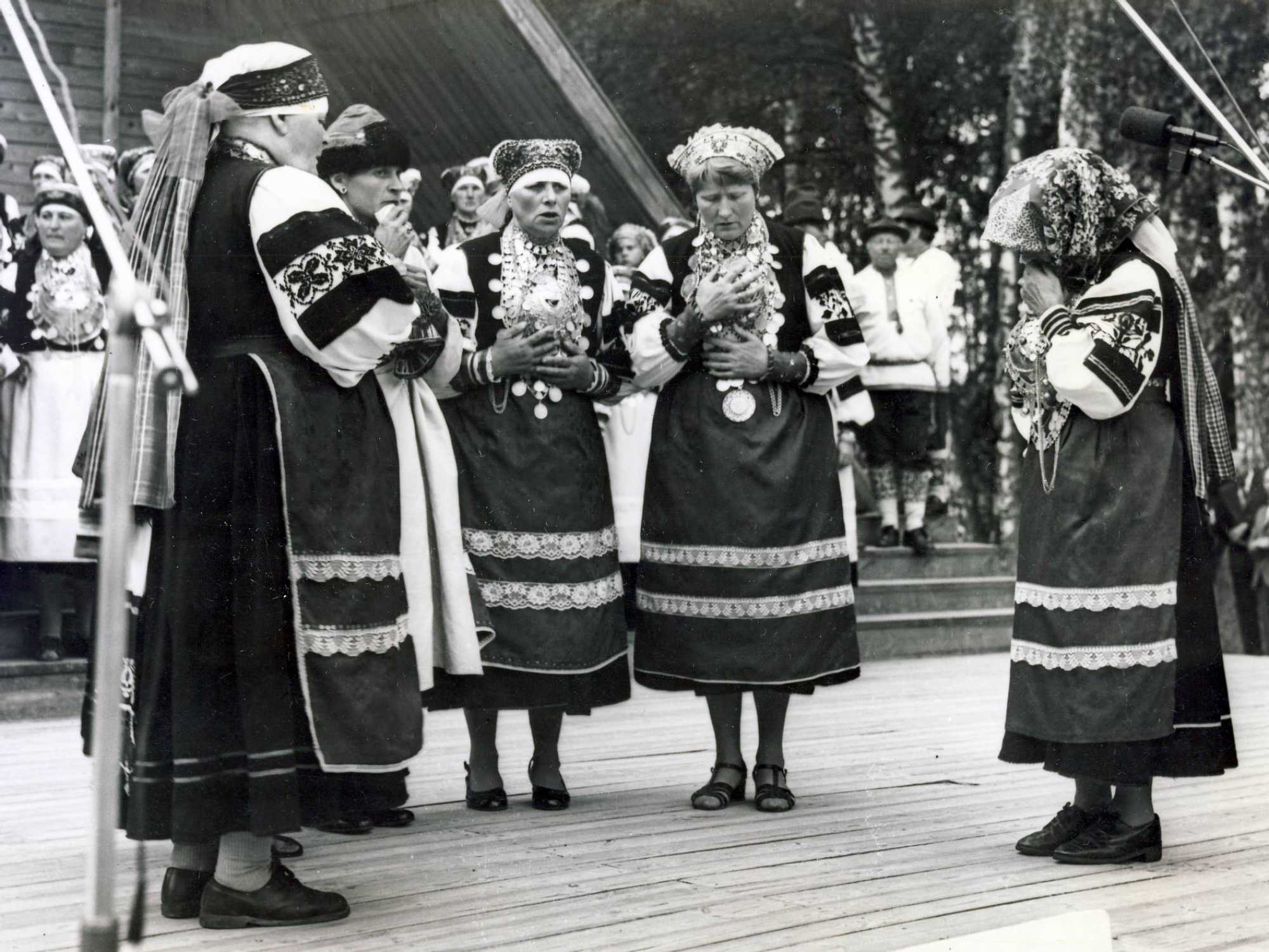 III Leelopäev. Leiko esitamas 